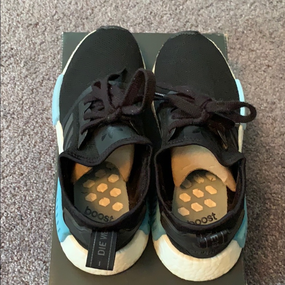 Adidas NMD R1 - Picture 4 of 6